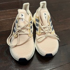 Adidas Women’s Parley Ultra Boosts Size 8.5
